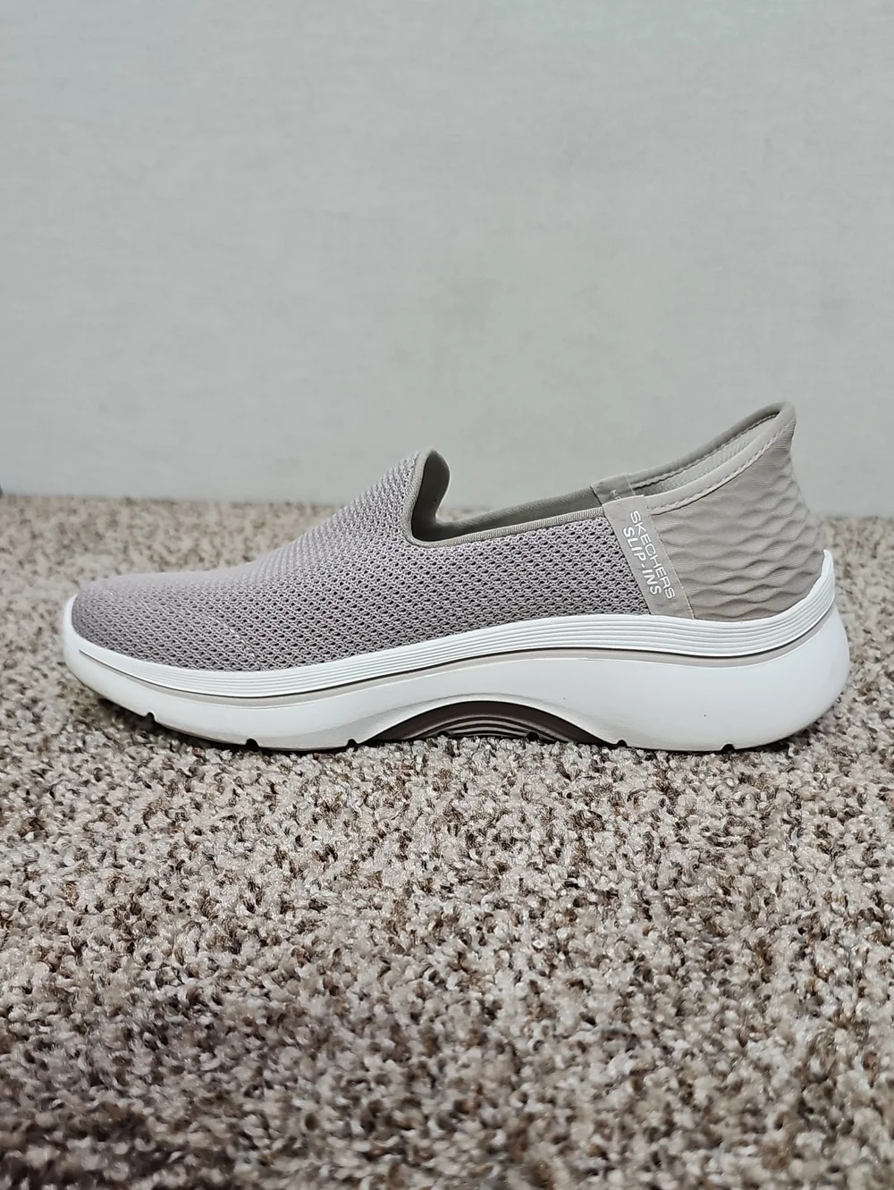 SKECHERS ARCHFIT 2.0 DELARA SLIP-INS BFPM-07-206
